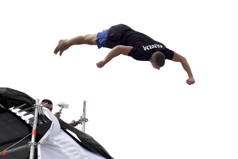 VIDEO | Eesti akrobaat pääses vägeva trikiga Guinnessi rekordiraamatusse