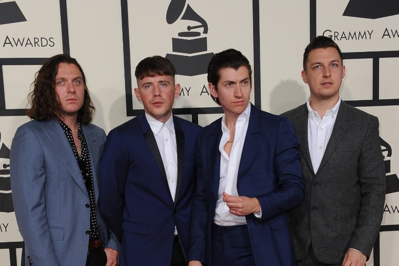 Arctic Monkeys naaseb üle nelja aasta kontserdilavale