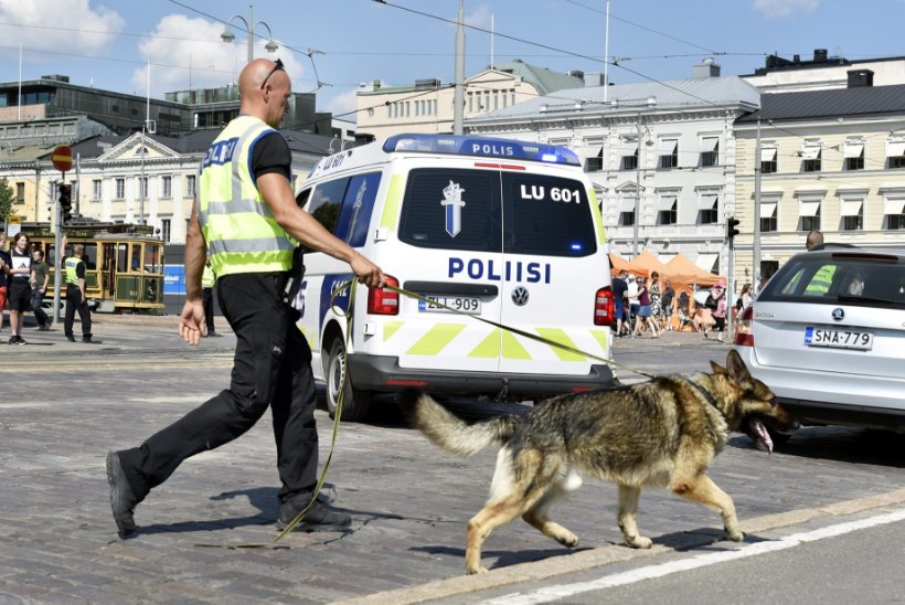 Eestist pärit narkokurjategijad üritasid vahele jäädes Soome politseile seletada, et sõitsid metsa vahele oksendama