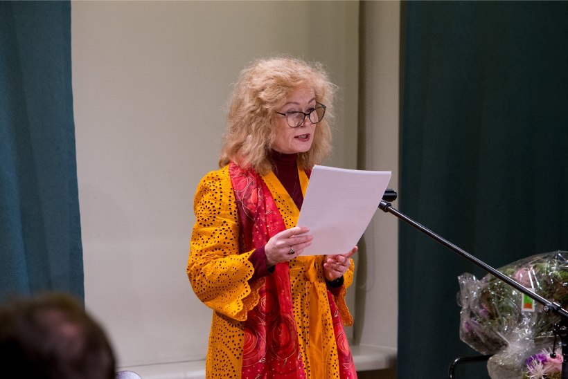 FOTOD | Kirjanik Doris Kareva kohtus muusika- ja luuleõhtul oma austajatega