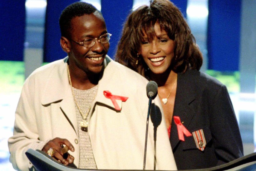 Eksabikaasa: Whitney Houston ei surnud narkootikumide tõttu