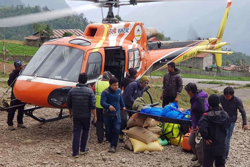 HIMAALAJA TRAGÖÖDIA: mägironija suri kaheksandal katsel tõusta Everesti tippu 