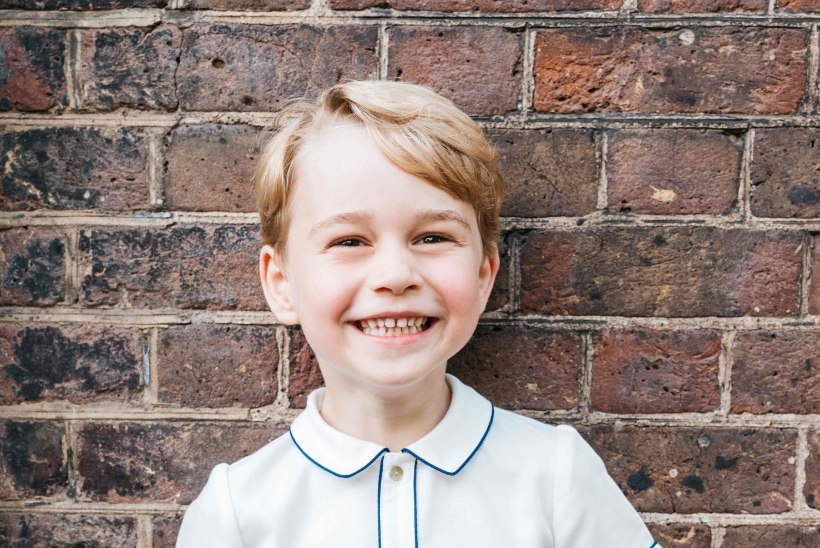 Fännid šokis: viieaastane prints George käis elu esimesel tedrejahil