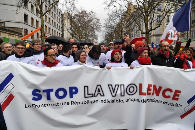 JÄRGMINE PROTESTILAINE: nüüd marsivad Pariisi tänavatel punased sallid