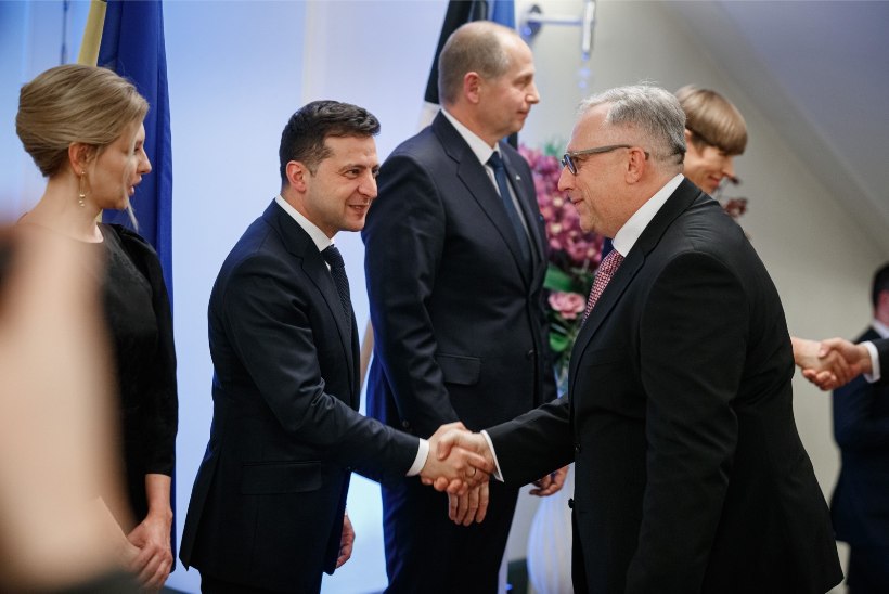 GALERII | Ukraina presidendi visiit lõppes piduliku õhtusöögiga Estonias