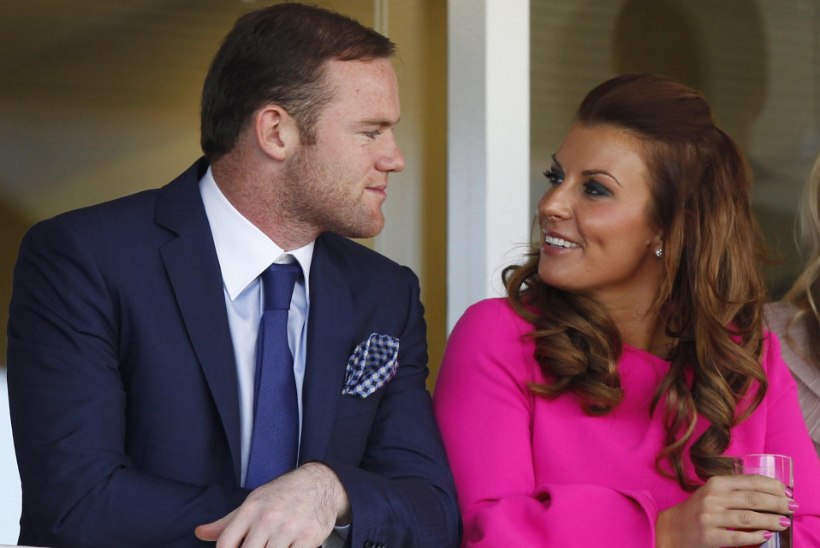 Wayne Rooney napsutas võõra naisega, kas megastaari abielu on karil?