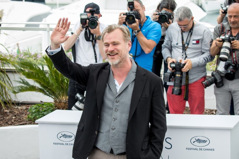 VIDEO | KAS MÄRKASID? Christopher Nolani „Teneti“ esimeses treileris näeb ka Oleviste kiriku torni