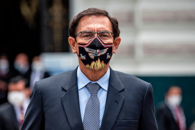 Peruu parlament tagandas altkäemaksuskandaali sattunud presidendi