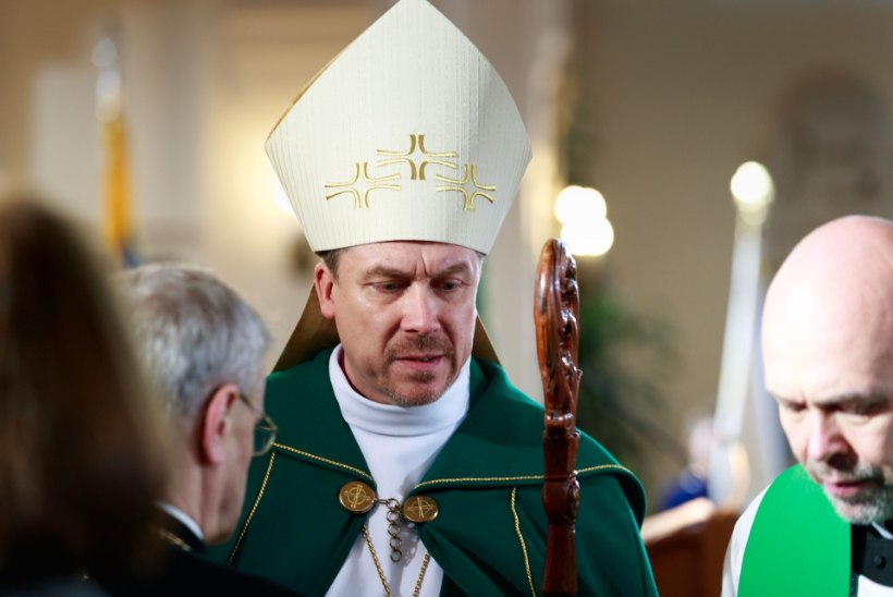 VIIRUS EI VÄHENDA USKU: haigusepuhang sunnib Eesti kirikujuhte traditsioone muutma 
