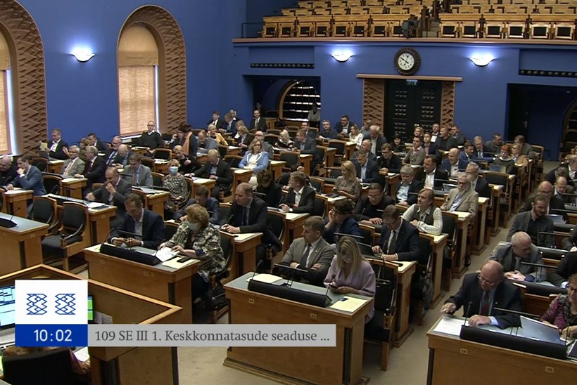 TÄISSAAL: riigikogu saadikud arutasid Eesti eelarvepoliitikat