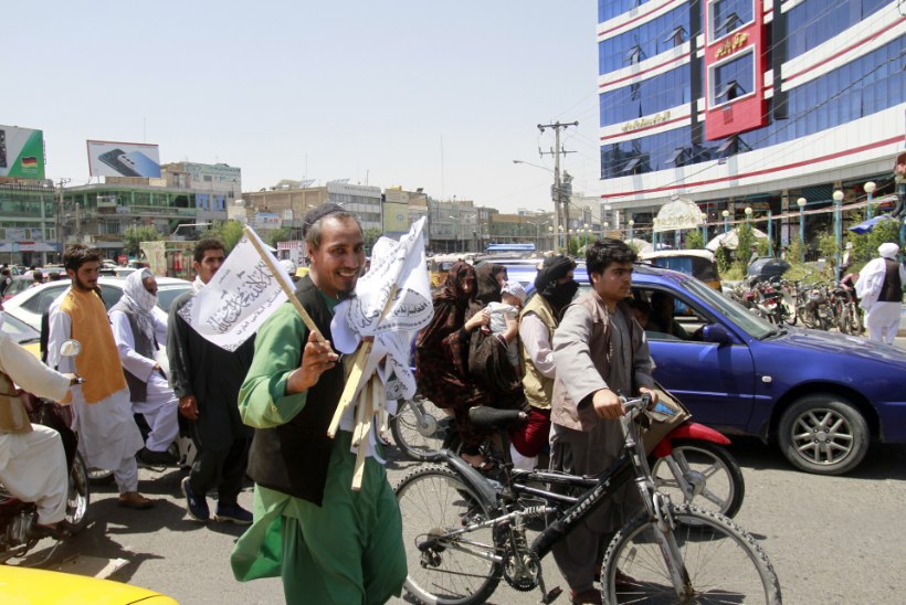 FOTOD | Kabul langeb: Taliban on vallutamas Afganistani pealinna. President Ashraf Ghani lahkus riigist
