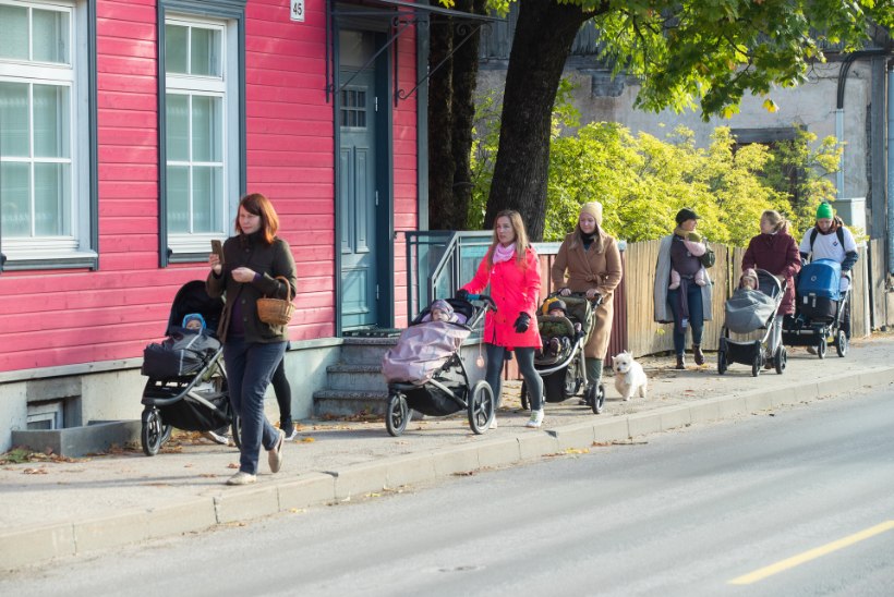 GALERII | Paradoks väikelinnas: suuremates linnades on jalgsi mugavam liikuda kui Viljandis 