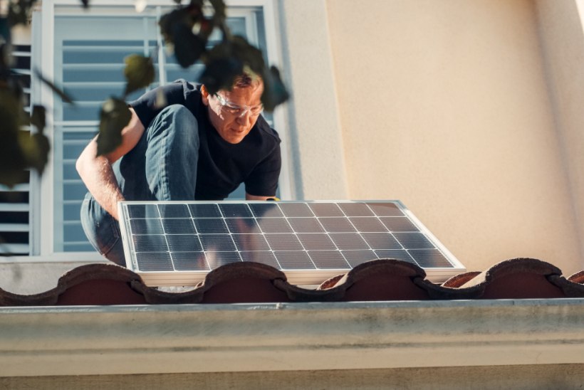 Päikesepaneelid raha teenima! Kas ise elektrit tootes elab lihtsalt ära või saab ka rikkaks?