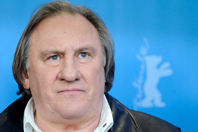 Prantsuse filmistaar Depardieu astub vägistamises süüdistatuna kohtu ette
