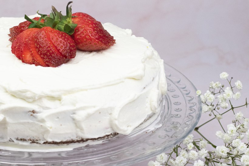 SEDA TULEB TÄHISTADA! 9. juuni — maasika-rabarberikoogi päev
