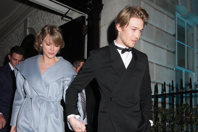 Kõmuleht: Taylor Swift kihlus nägusa briti näitlejaga