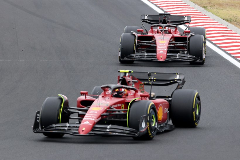 Ferrari langes Ungaris konkurentide naerualuseks. Miks neil kõik valesti läks?