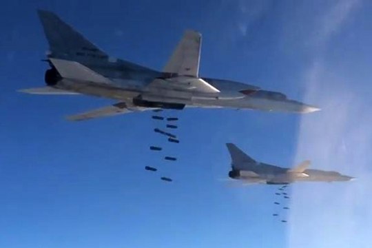 FOTOD | Nelja päevaga on Venemaa Süüriasse heitnud ligi 2000 pommi ja hävitanud 70 ISISe punkti