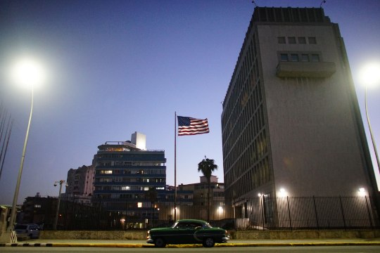 KUMMALISED VÕNKED: Kuubal rünnatakse diplomaatide kõrvakuulmist?