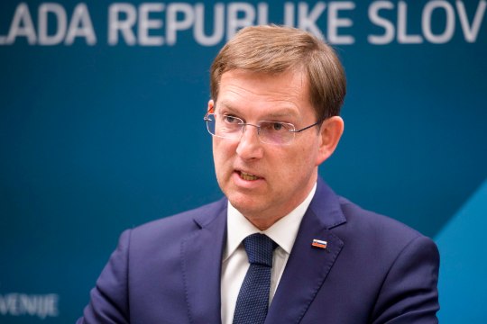 Sloveenia peaminister teatas tagasiastumisest