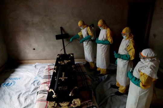 USKUMATU! Enam kui veerand ebola levipiirkonna elanikest ei usu haiguse olemasolugi