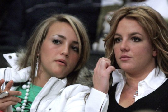 Britney nõuab kohtuga ähvardades, et tema õde vait jääks