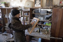 Donetskis hukkus mürsuplahvatuses kaks koolipoissi, neli sai haavata 