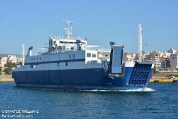 Leedo toob Väinamerele skandaalse laeva Kreekast! 