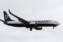 Ryanairi lennuk tegi Varssavis pommiähvarduse pärast hädamaandumise