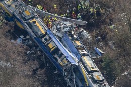 Must vastlapäev: rongide laupkokkupõrkes hukkus kümme inimest