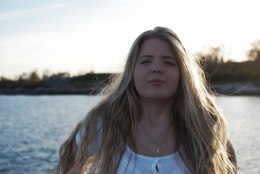 Eesti lauljatar avaldas koostöös soome muusikutega suvise singli