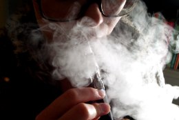 Kopsuarst: e-sigaretis sisalduvate toksiliste ainete annused on sarnased tavasigaretis leiduvatele