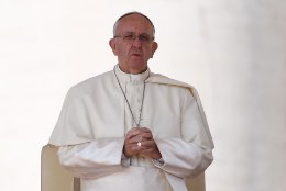 Paavst: Süüria linnu pommitavad väed peavad jumala ees vastust andma