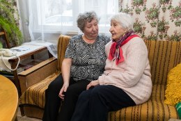 Seltsidaamid annavad üksikute vanaprouade elule särtsu juurde 