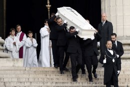 Prantsusmaa jättis hüvasti oma suurima rokkstaari Johnny Hallydayga