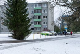 FOTOD SÜNDMUSPAIGAST | Tallinnas naise surnuks sõitnud autojuht on ilmselt tabatud