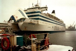 ÕL ARHIIV | USKUMATU VANDENÕUTEOORIA: parvlaev Estonia uputati varjamaks, et Olof  Palme on HIVi nakatunud ega olegi surnud!