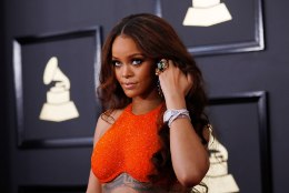 LIIG MIS LIIG: Rihanna avaldas kuningannast litsakaid pilte