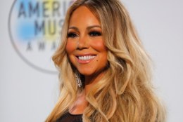 MÄNGUKANN PÄÄSTIS PÄEVA: Mariah Carey kleit jäi seekord liiga kitsaks...