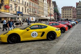 Paradiis Porsche moodi ehk juubilariga Sileesia teedel sõidumõnulemas