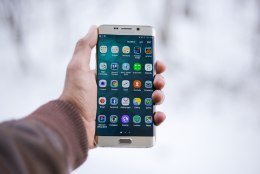 Häda Samsungiga: telefonid saadavad luba küsimata laiali juhuslikke fotosid
