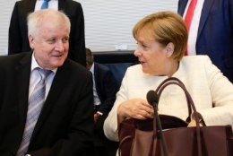 Merkel ja Seehofer leidsid migratsiooniküsimuses viimaks ühise keele 