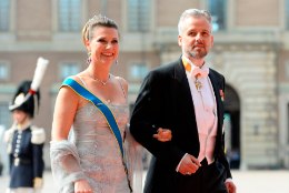 Norra printsessi eksmeest meenutavad liigutavalt nii ema kui sõbratar