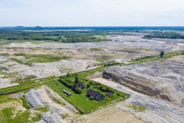 KIVIÕLI MAAOMANIKE HIRM: kuumaastikuks kaevatud maa jääb korrastamata
