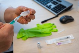 Terviseamet hakkas uurima Venemaa peakonsuli vaktsineerimist Ida-Viru haiglas