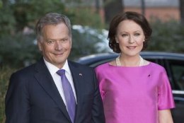 Soome presidendipaar võttis vähki surnud lemmiku asemele haruldase kutsika