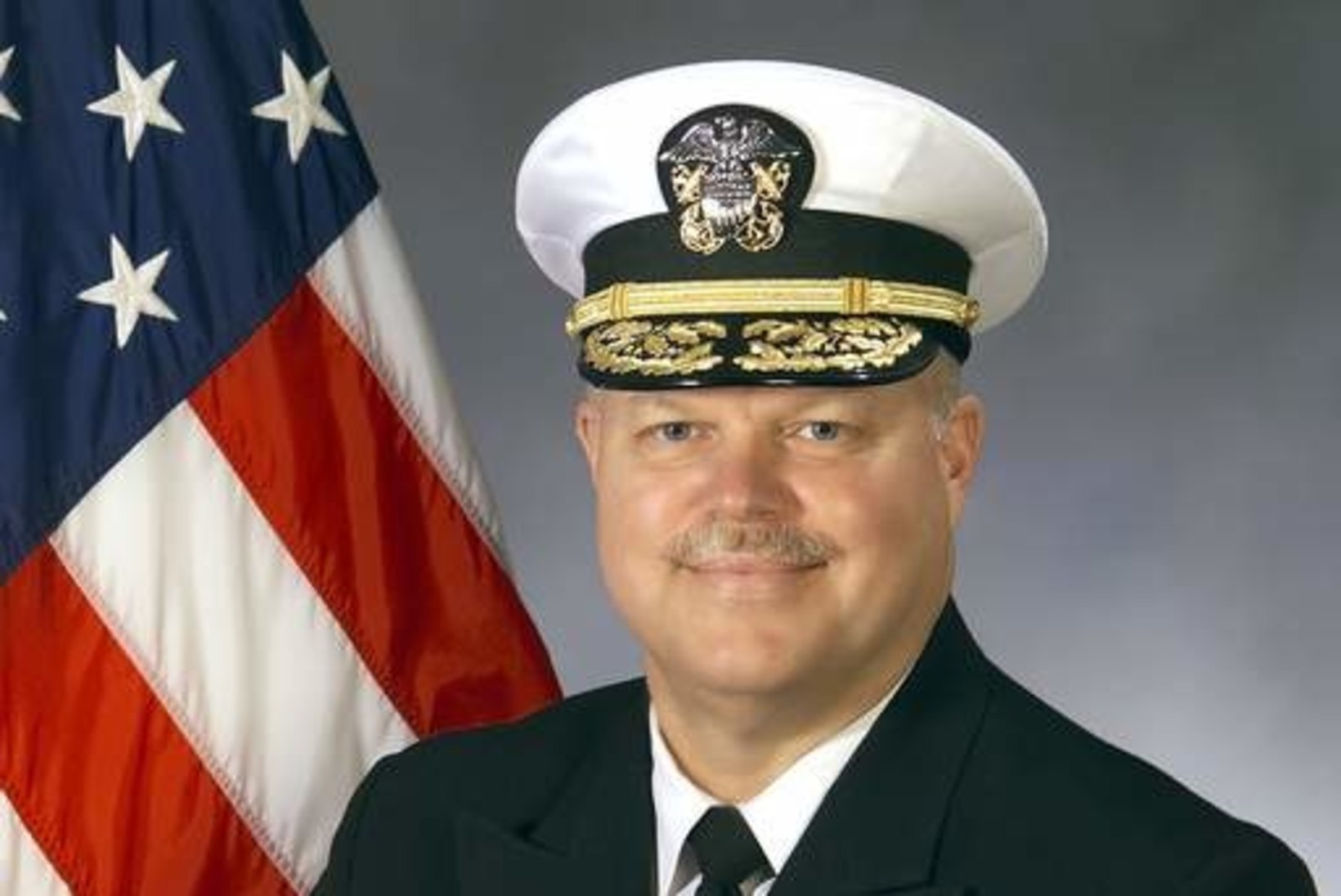 Uus Ameerika suursaadik on Eesti juurtega admiral