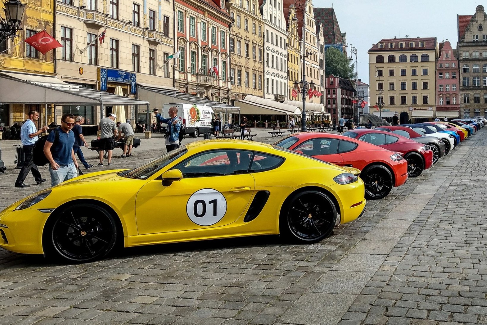 Paradiis Porsche moodi ehk juubilariga Sileesia teedel sõidumõnulemas