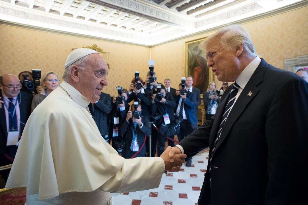 Paavst mõistis Trumpi migratsioonipoliitika hukka