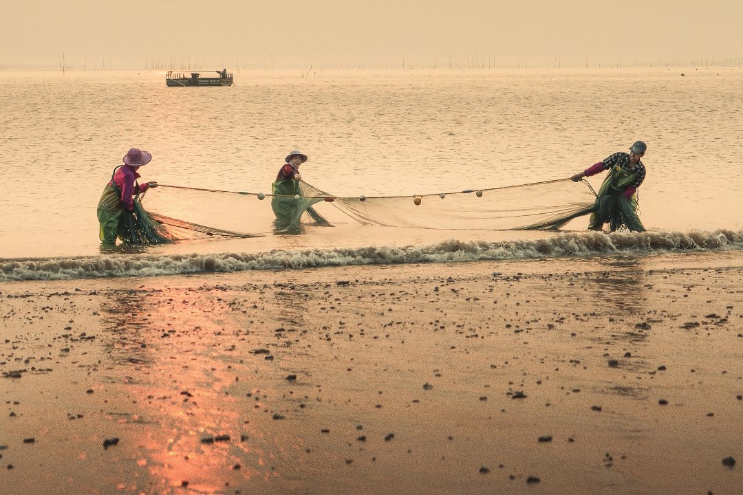 Hiina asub võitlema elektri ja lõhkeainega kalastamise vastu